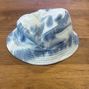 American Eagle Outfitters Blue Tie-Dye Bucket Hat